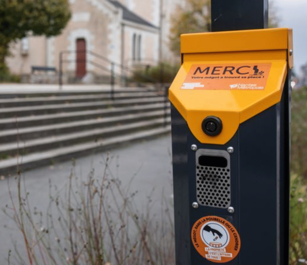 Zéro plastique ou presque : les politiques nantaises pour réduire les mégots jetés au sol