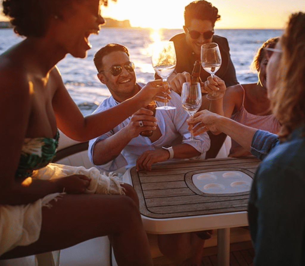 Le Cellier “Croisière-apéro” sur la Loire : coucher de soleil, dégustation et patrimoine