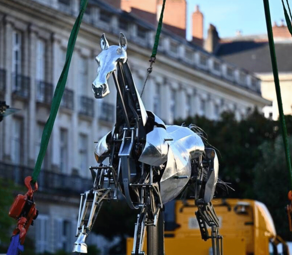 Nantes à la Une : record pour Zeus, nouvelle phase au quai de la Fosse et réouverture de la cathédrale