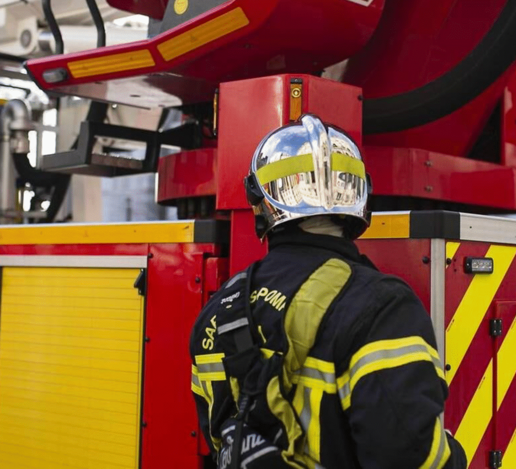 Incendie en Brière : comment les pompiers ont contenu le feu dans un milieu fragile
