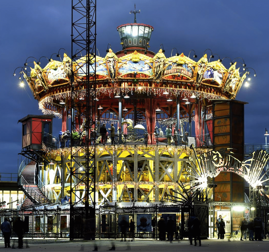 Le Manège d’Andréa revient sur le parvis des Machines de l’île à Nantes