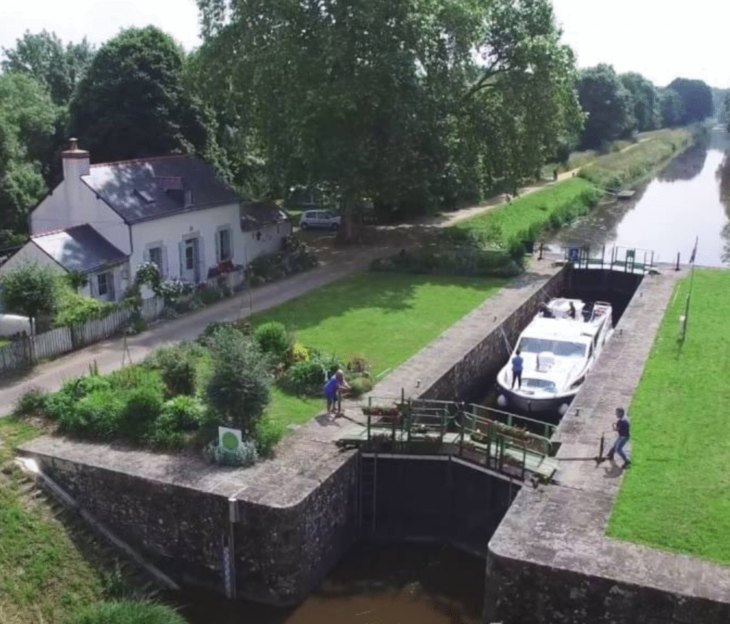 Fermeture saisonnière du canal de Nantes à Brest : rendez-vous le 3 avril 2026 !