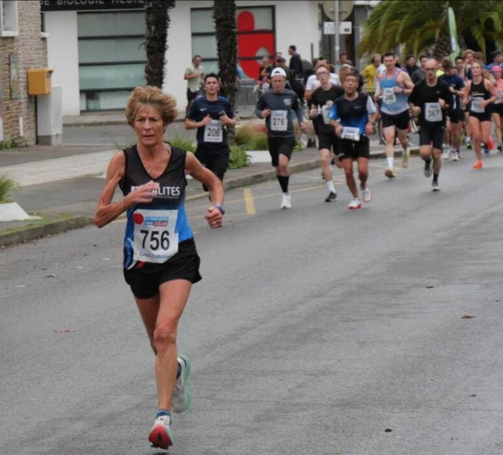 À 71 ans, la Nantaise Laurence Alnet veut battre son propre record du monde du marathon