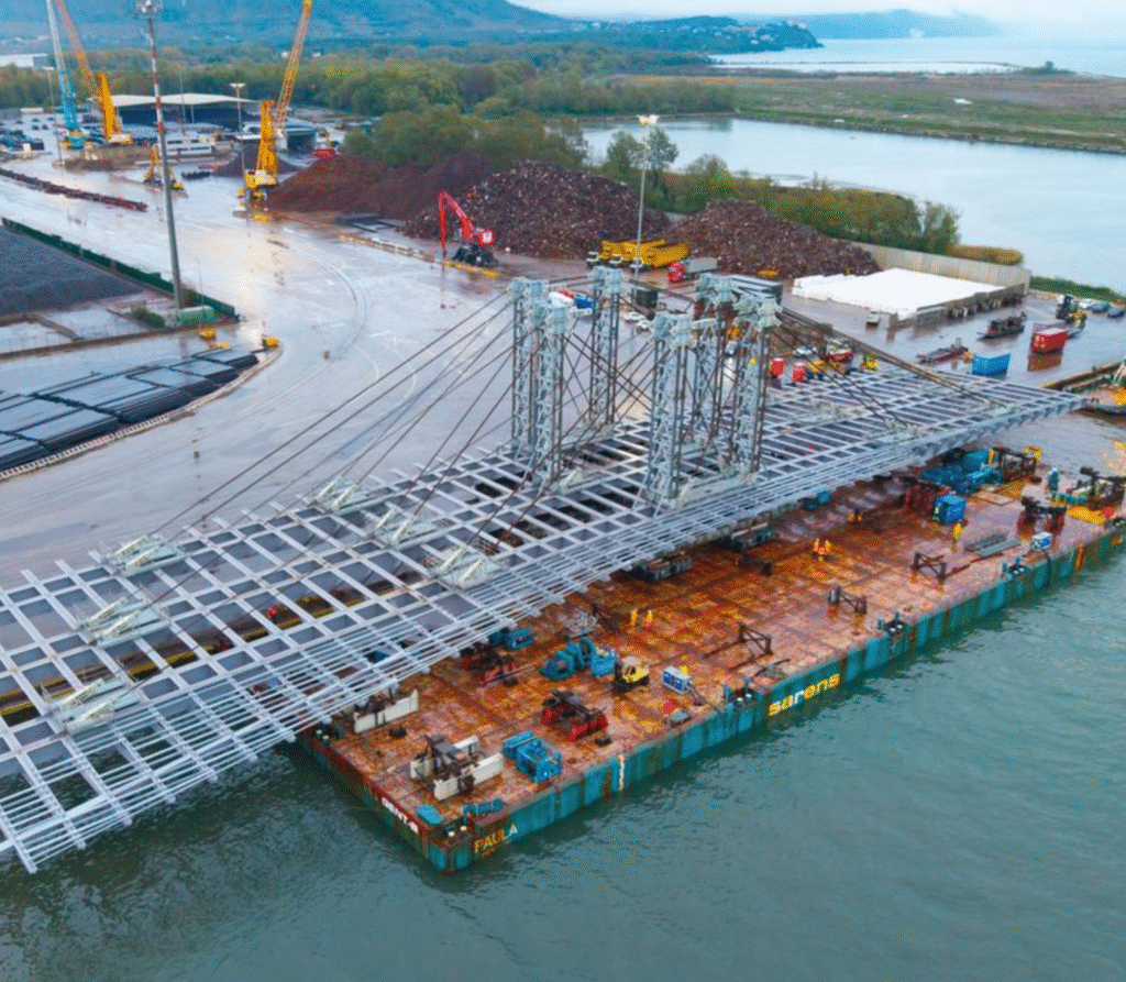 Pont Anne-de-Bretagne : la spectaculaire charpente métallique bientôt à Nantes !