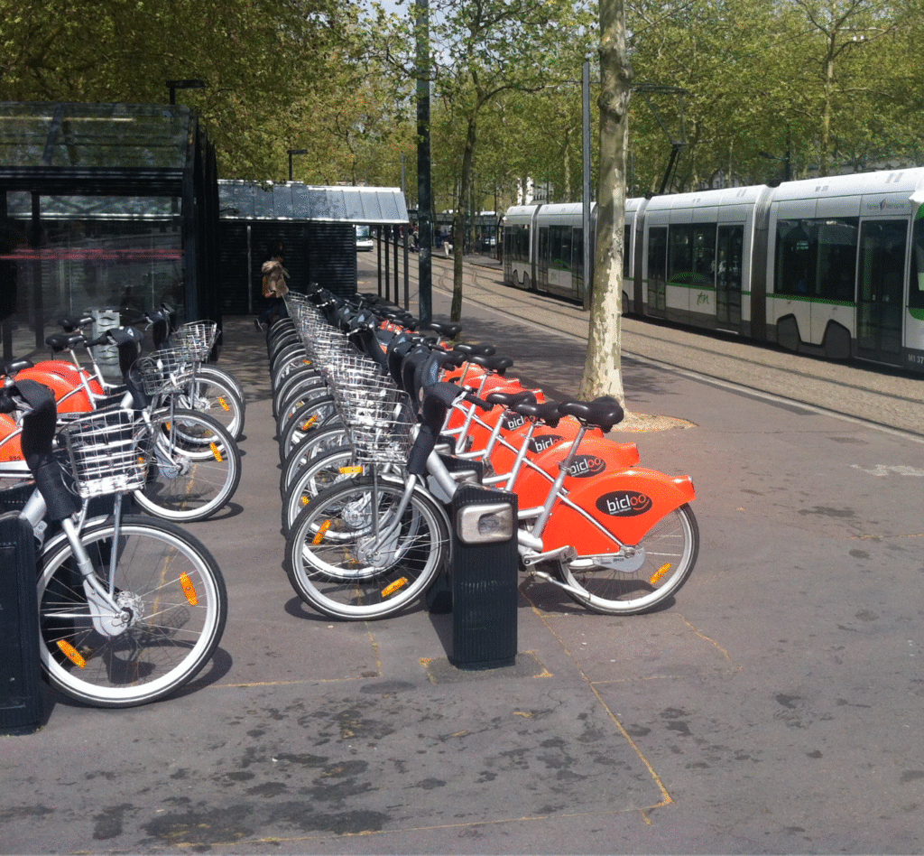 Nantes prépare l’après-Bicloo : un nouvel appel à projets pour les vélos en libre-service