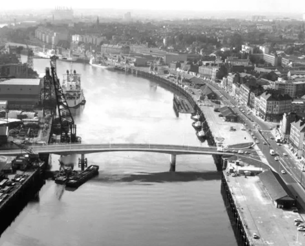 Le pont Anne-de-Bretagne fête ses 50 ans : retour sur une histoire nantaise mouvementée