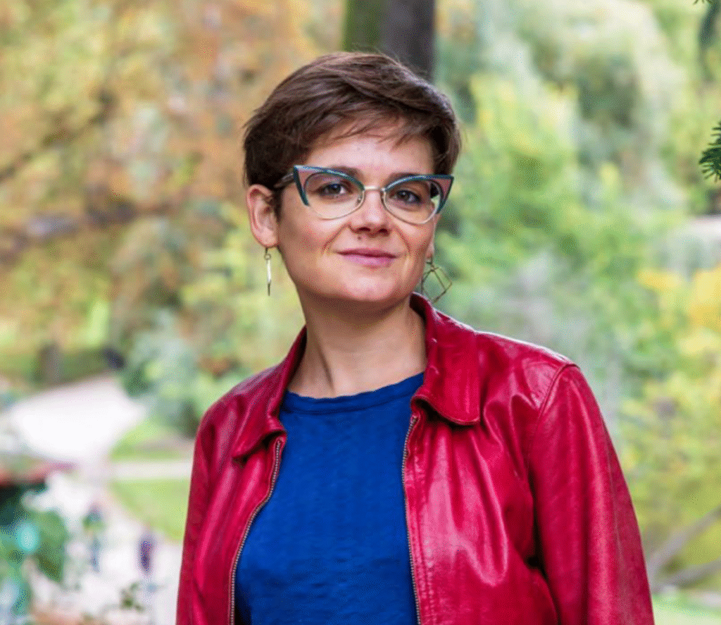 Lucie Pinson : la militante des Sorinières qui défie la finance polluante
