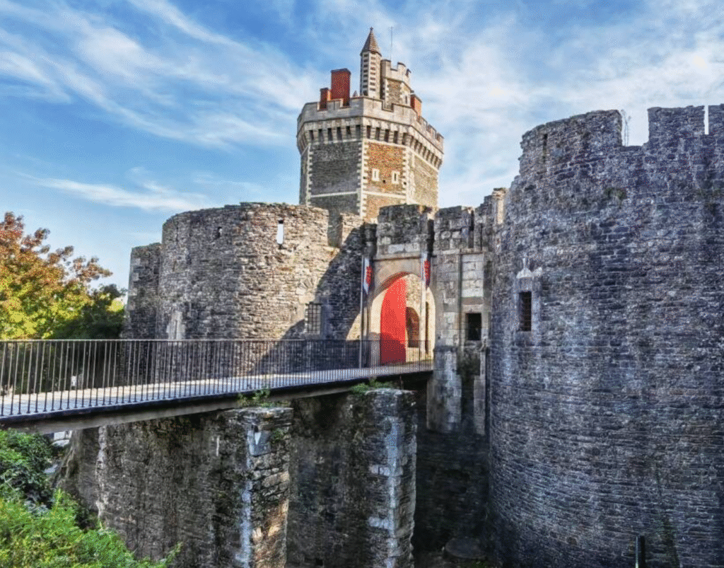 Oudon : le Château ouvre ses portes tout le week-end pour la 20ᵉ édition du Marché de Noël