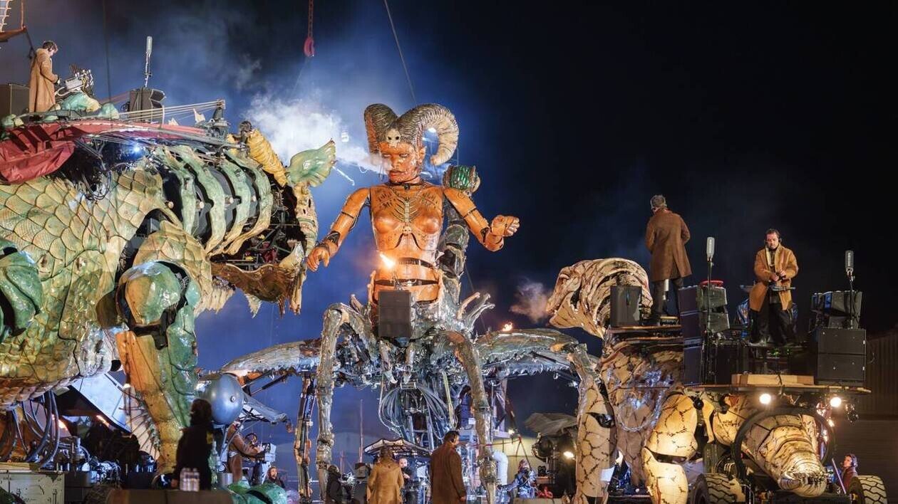 Varan-spectacle-3 La Machine fait voyager ses géants : « Le Varan de voyage, l’Odyssée » envoûte Calais