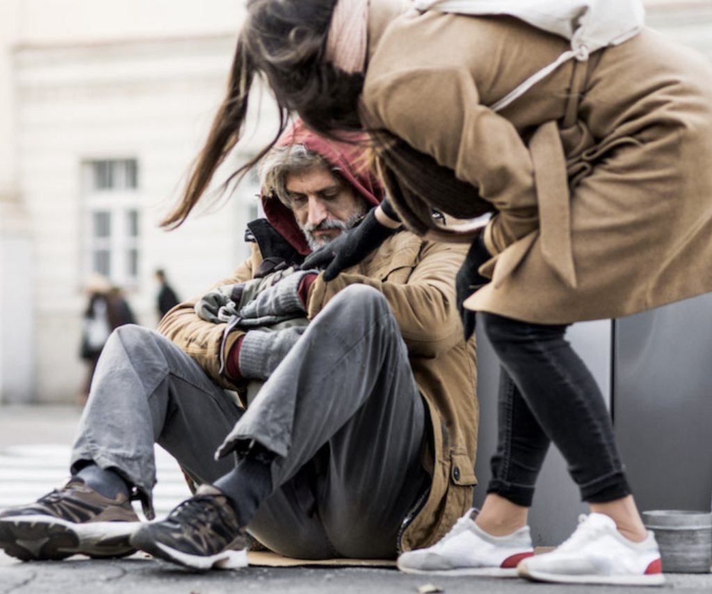 À Nantes, un accueil de jour éphémère pour soutenir les personnes sans abri pendant l’hiver