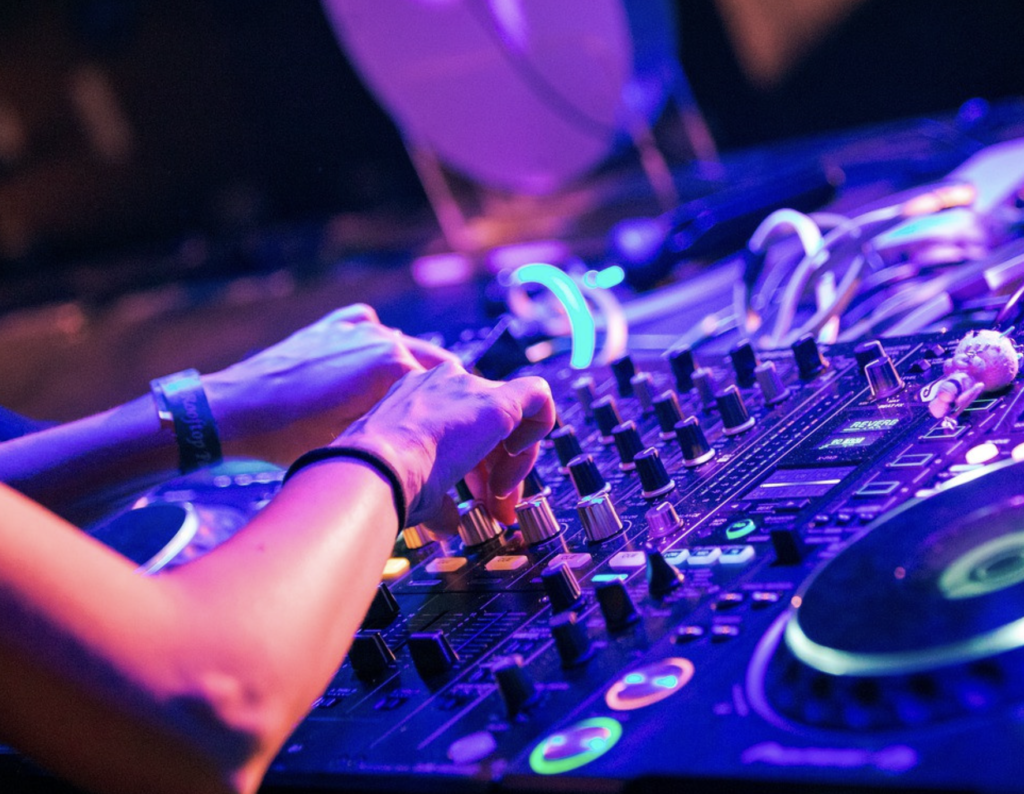 Nuit électro 2026 à Pornichet : un grand concert caritatif au profit de la jeunesse
