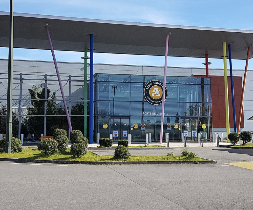 Saint-Sébastien-sur-Loire : le centre commercial Auchan se réinvente et prépare sa “deuxième vie”