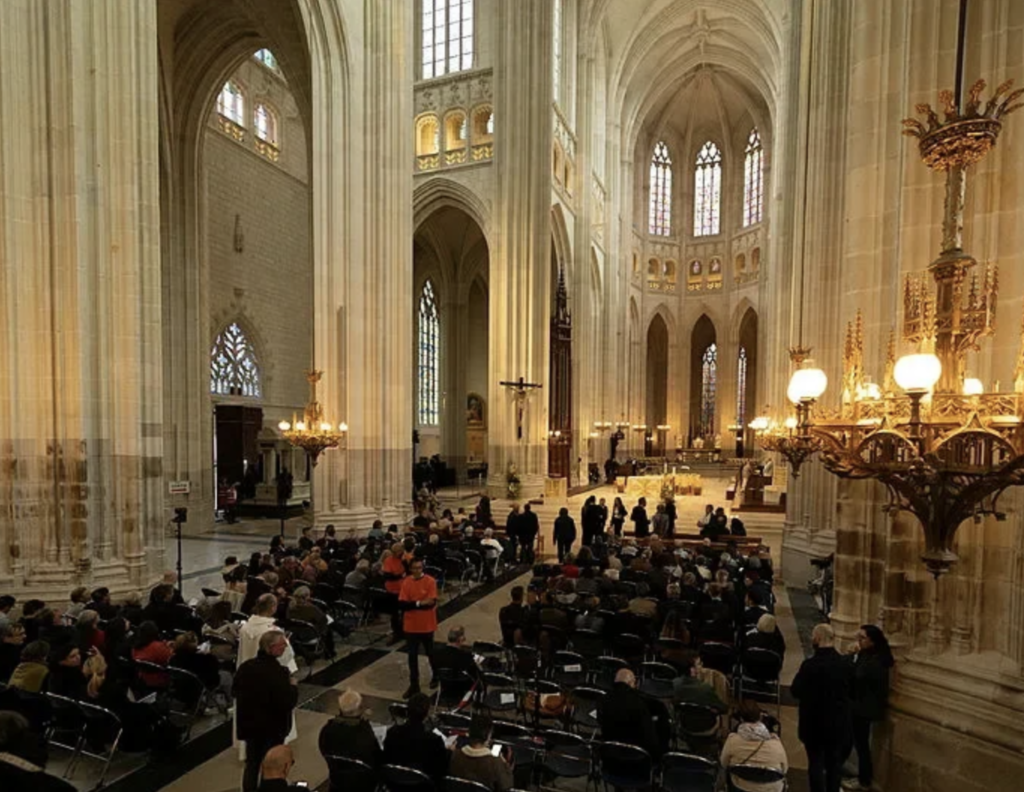 Cathédrale de Nantes : la Ville valide le financement d’une verrière contemporaine