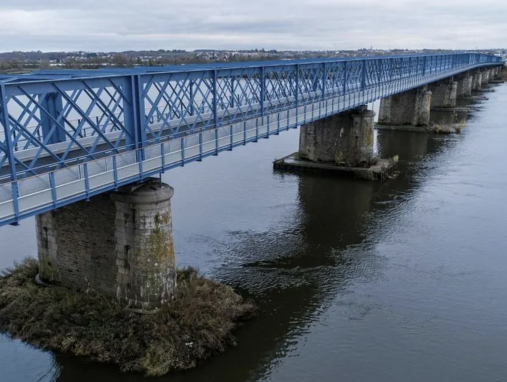 Fermeture temporaire des ponts de Mauves-sur-Loire : ce qu’il faut savoir avant tes déplacements