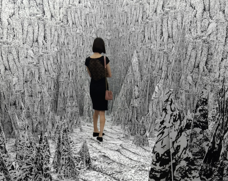 A-Nantes-lexposition-Le-bruissement-de-la-terre-dAnais-Lelievre-sinstalle-au-Passage-Sainte-Croix-768x611 Accueil