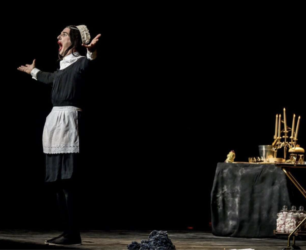 « Denise Jardinière vous invite chez elle » : une soirée mystérieuse au Théâtre de Poche Graslin à Nantes dès le 16 avril