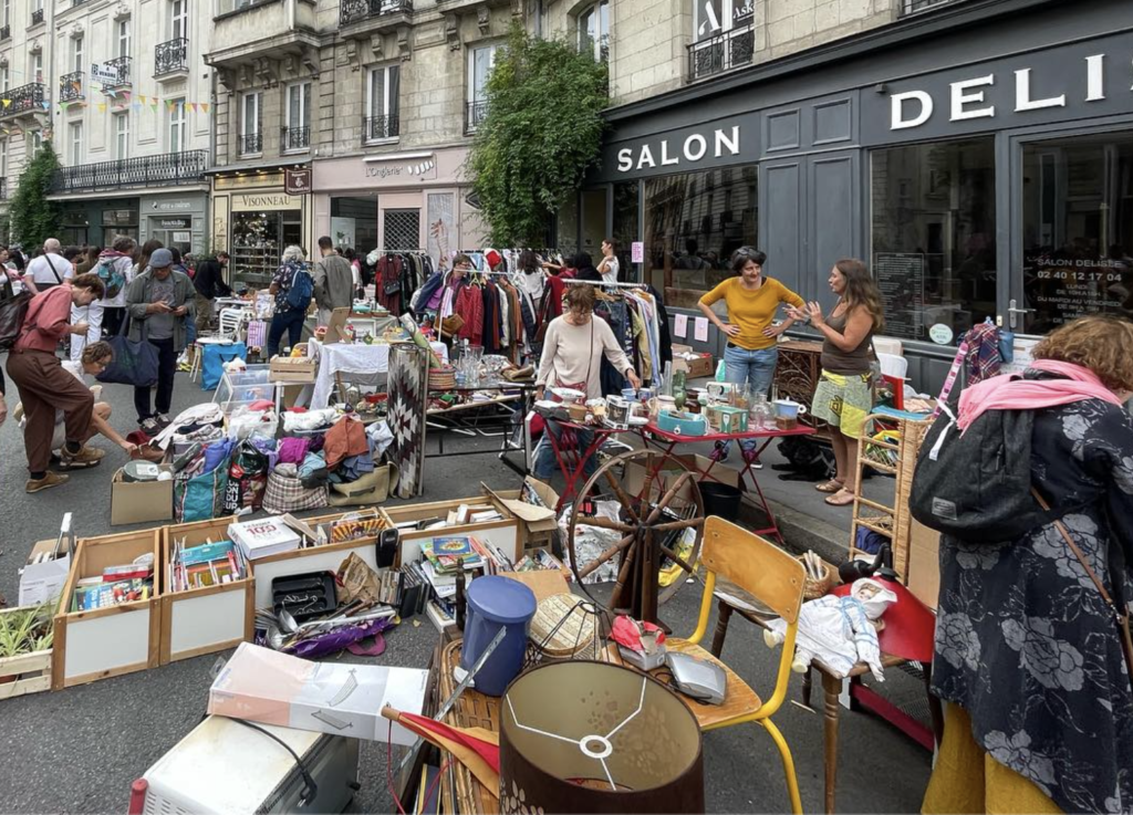 À Nantes : la saison des vide-greniers est lancée dans tous les quartiers