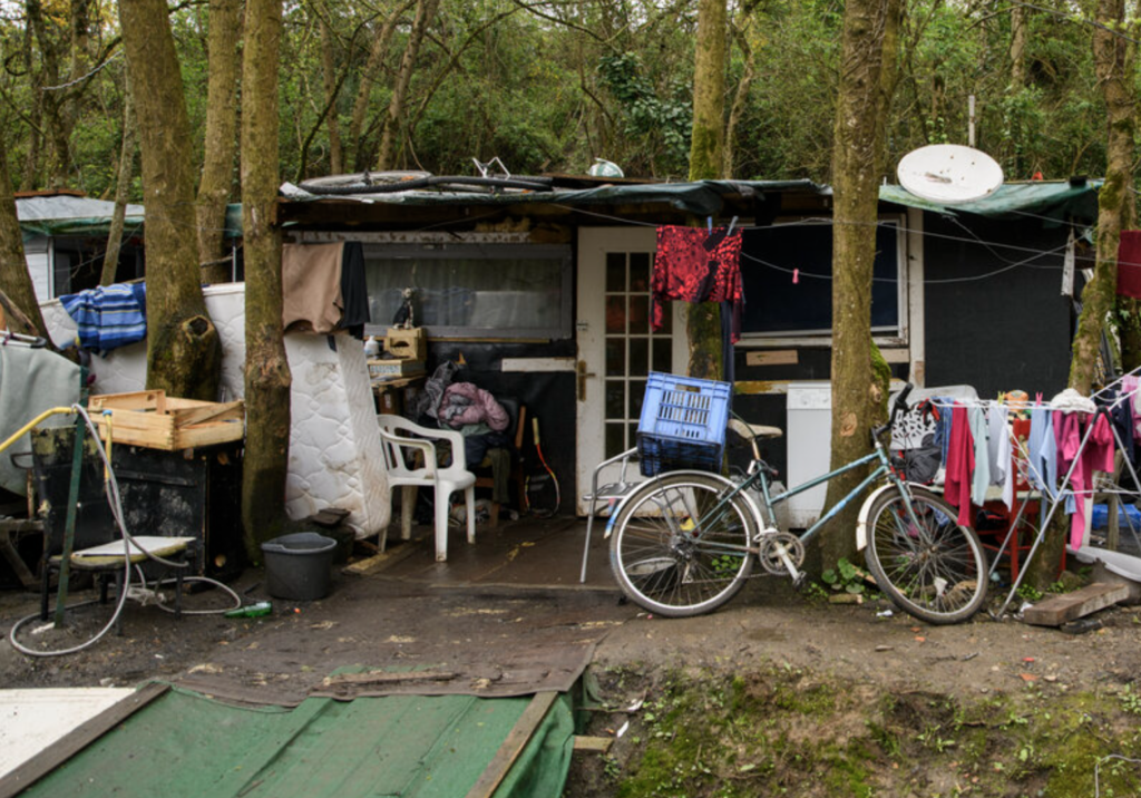 Doulon à Nantes : des familles Roms transférées sur un nouveau site par la métropole