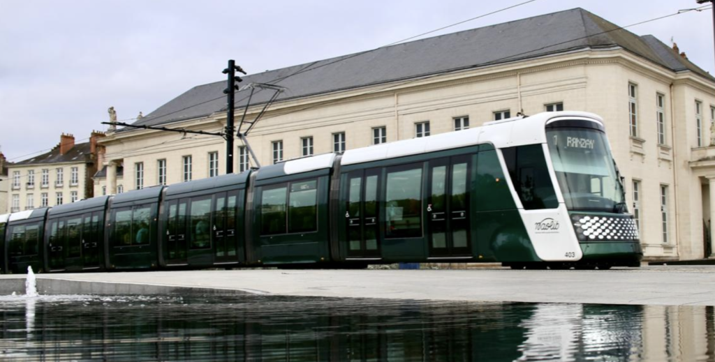 À Nantes, un job dating en tramway réunira près de 60 entreprises le 3 juin