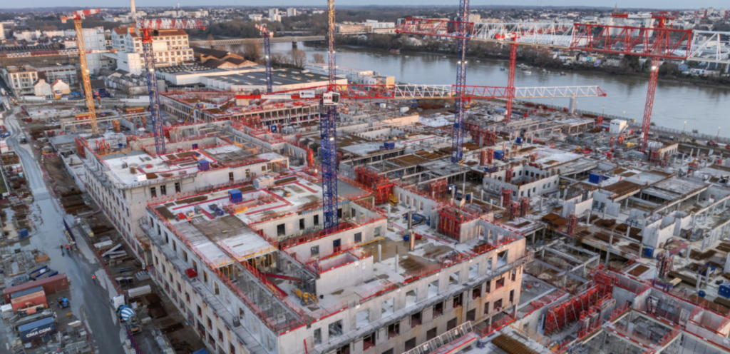 Futur CHU de Nantes : trois hélicoptères pourront se poser sur le toit du nouvel hôpital