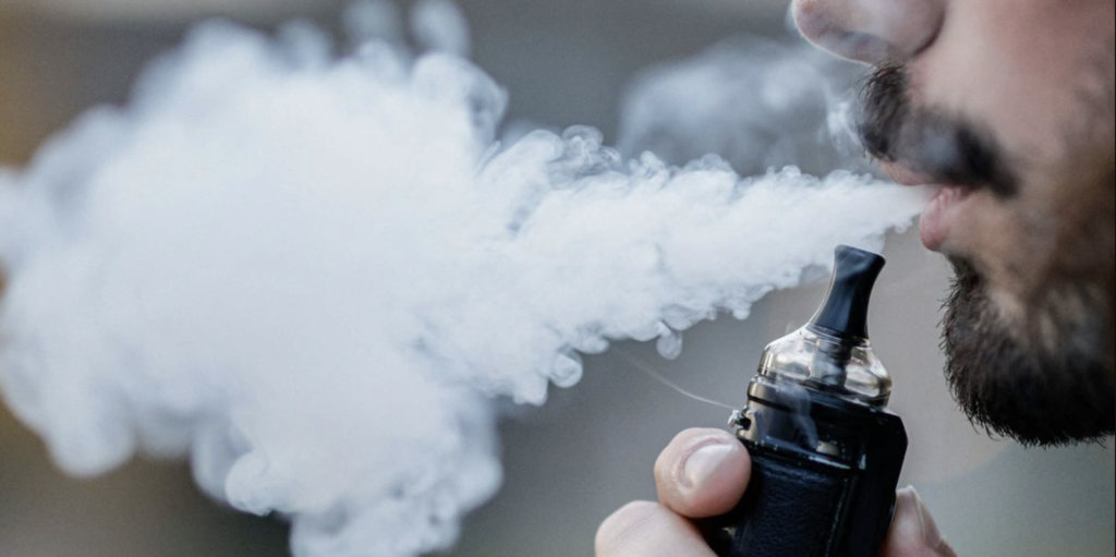 Loire-Atlantique : ces espaces sans tabac deviennent aussi interdits au vapotage