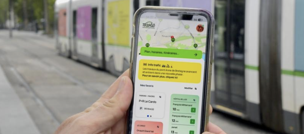 À Nantes, l’application Naolib à 2,2 millions d’euros reste critiquée trois mois après son lancement