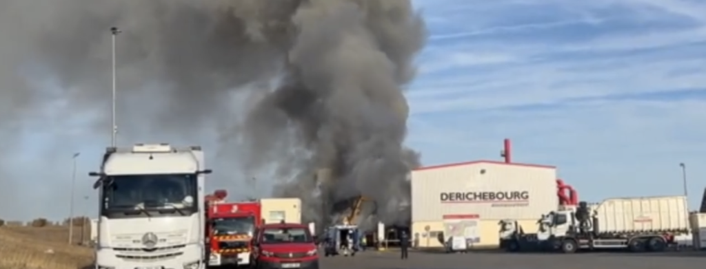 Près de Saint-Nazaire, un important incendie mobilise 50 pompiers dans une entreprise de recyclage