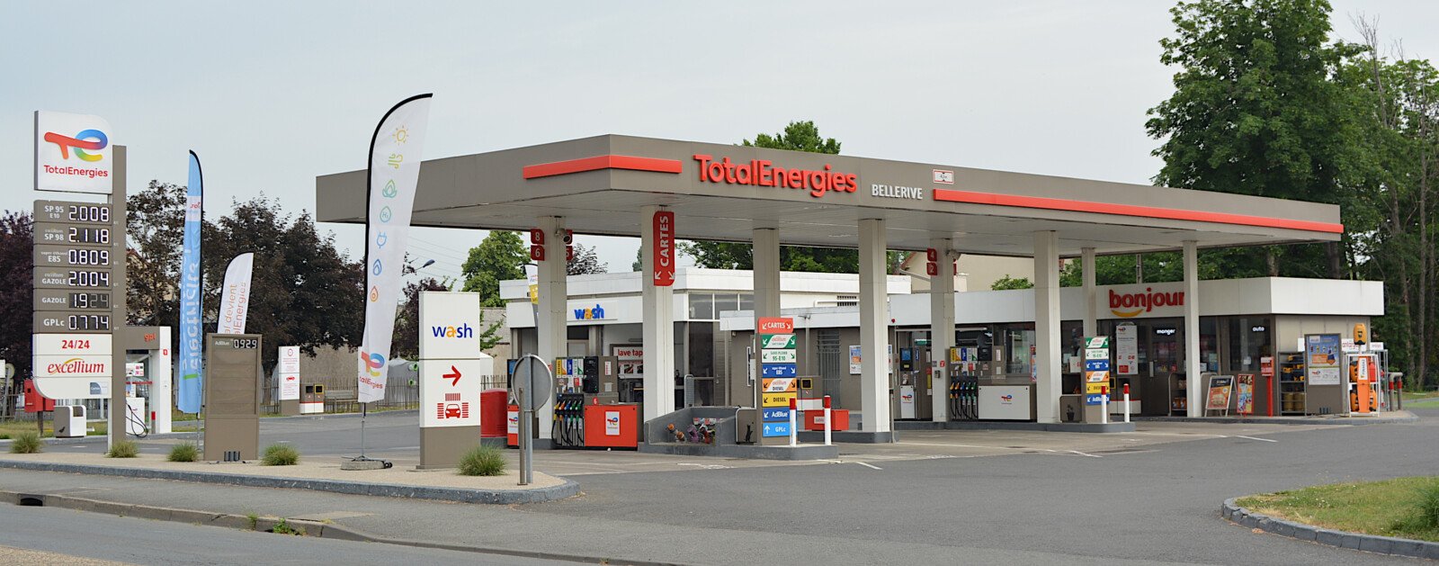 Station-service TotalEnergies en France, illustration des ruptures de carburant