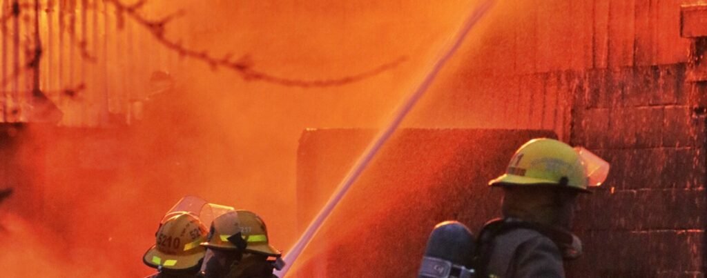 Le Bignon : un bâtiment agricole de 600 m² ravagé par un incendie, une centaine de bovins protégés