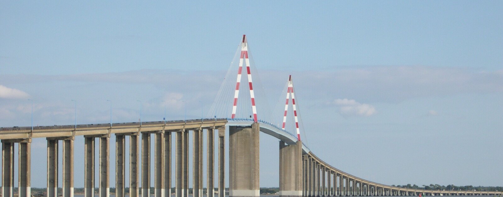 Vue du pont de Saint-Nazaire depuis le secteur de Penhoët