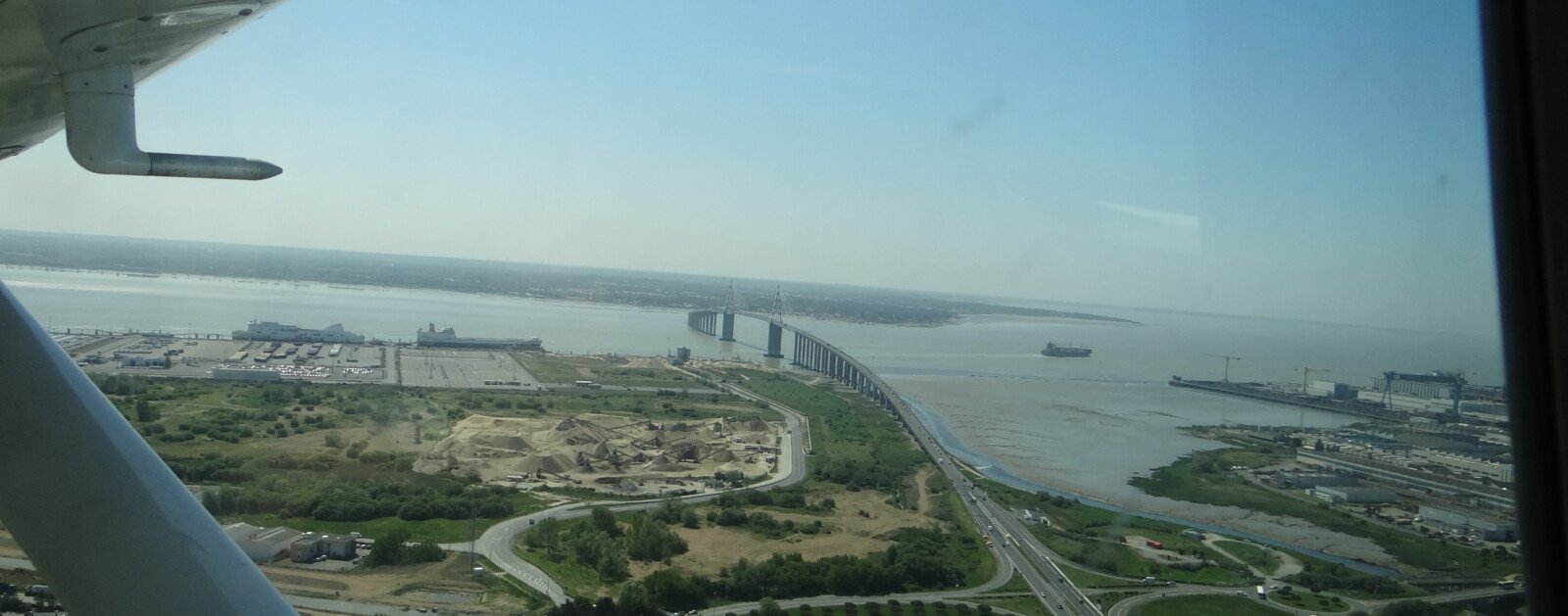 Vue aérienne de Saint-Nazaire et de son territoire urbain