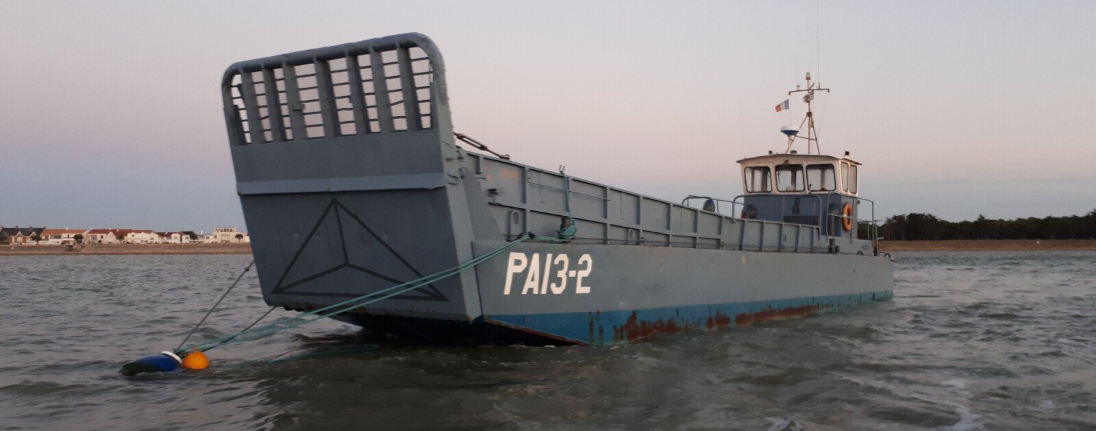 Barge LCM-6 historique de l’association Higgins Boat Project en Vendée
