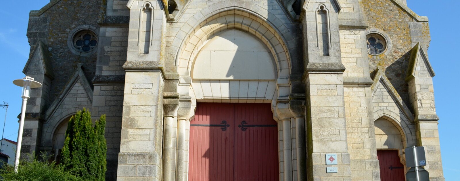 Église Saint-Benoît à Aizenay en Vendée