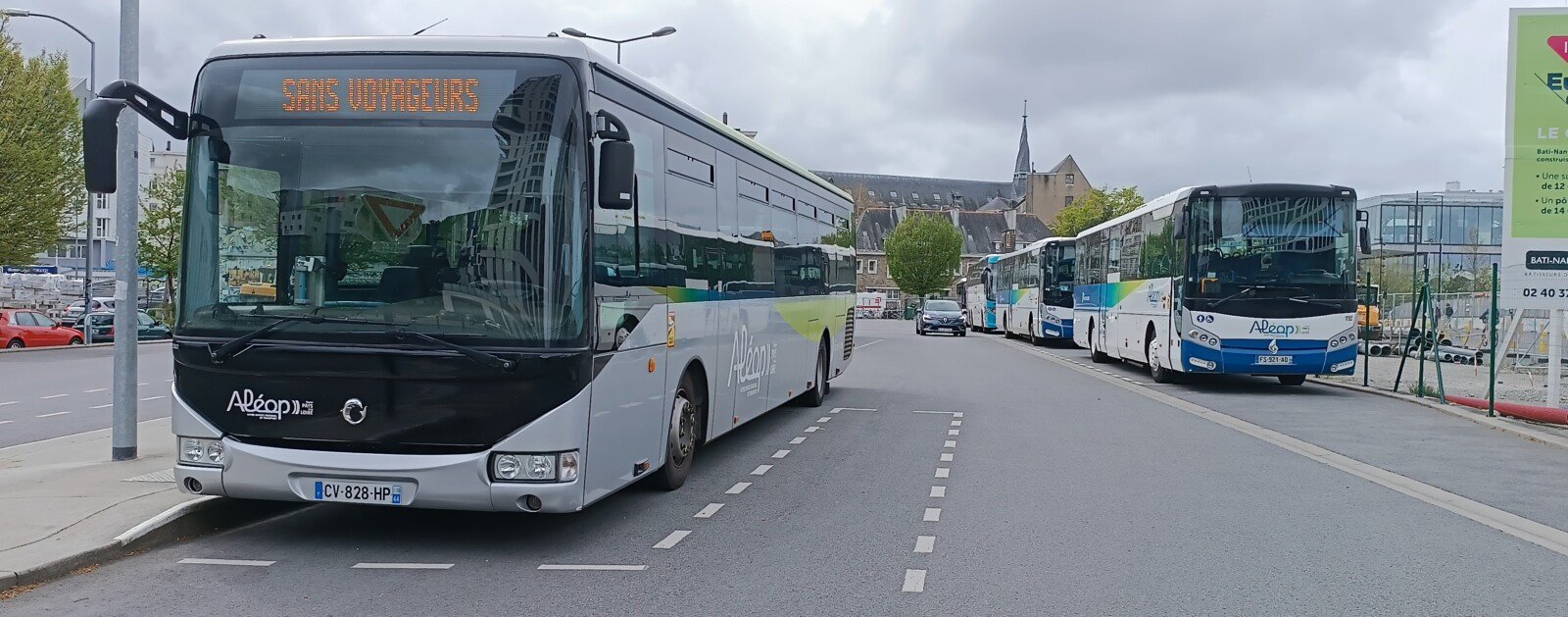 Autocars Aléop à la gare routière de Nantes