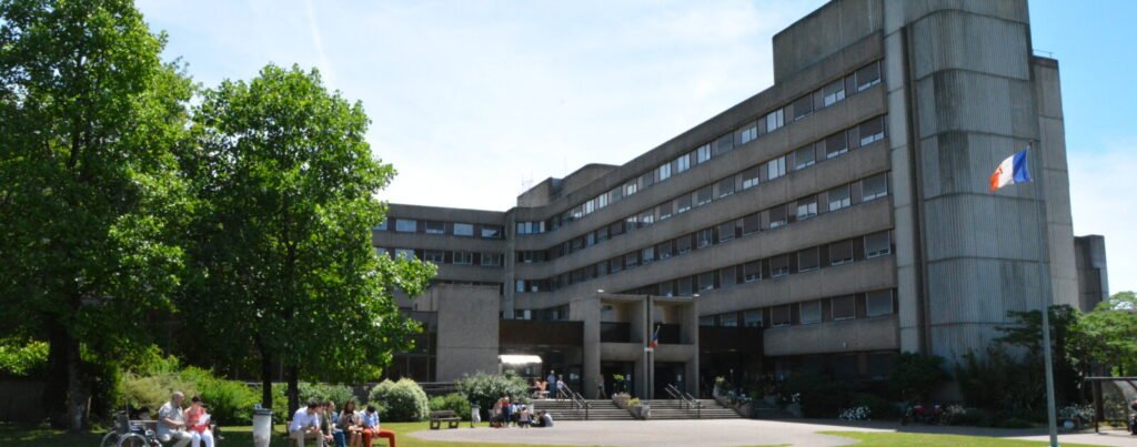 CHU de Nantes : une étude sur 34 000 patients aide à réduire les traitements contre l’acidité gastrique
