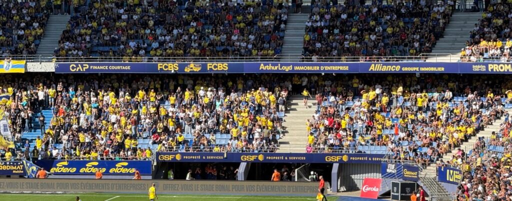 FC Nantes : battus 1–0 à Saint-Étienne, les Canaris cèdent en fin de match
