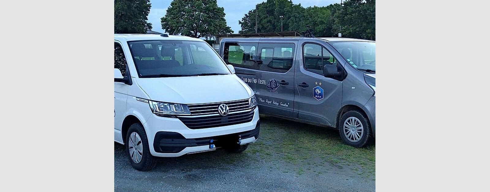Minibus du Football Club Fief-Gesté, illustration des déplacements des clubs amateurs concernés par l'aide carburant FFF