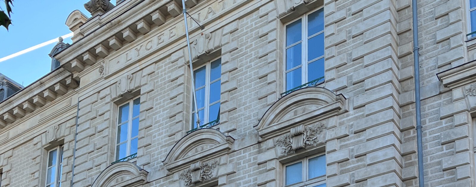Façade du lycée Georges-Clemenceau à Nantes