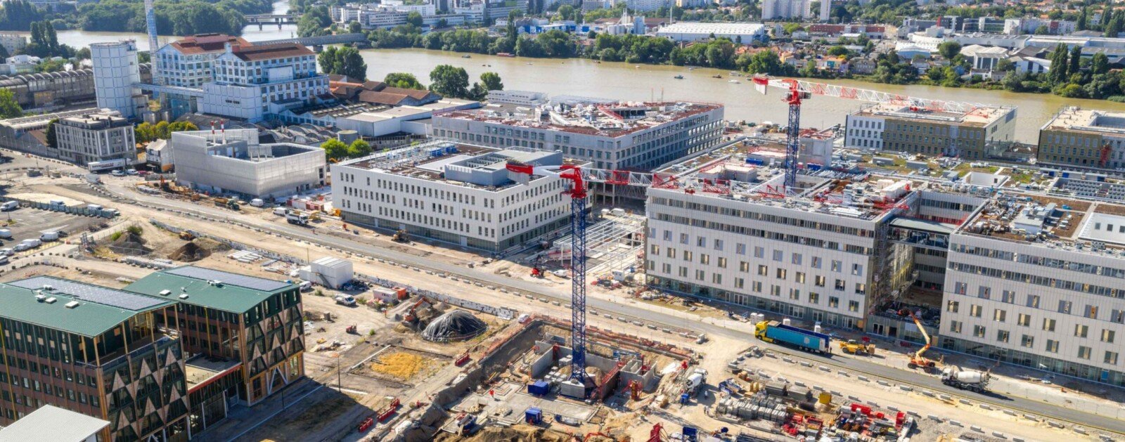 Vue aérienne du chantier du futur CHU de Nantes