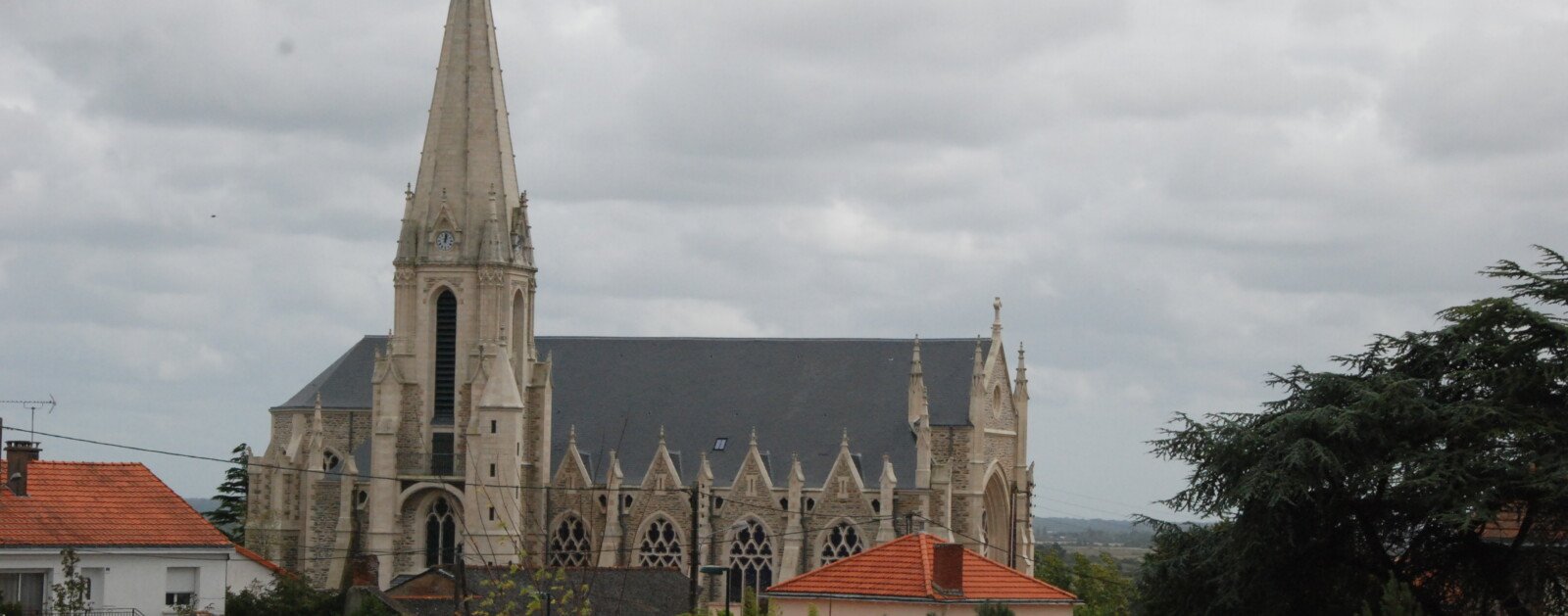 L'église de Saint-Cyr-en-Retz, dans la commune de Villeneuve-en-Retz en Loire-Atlantique