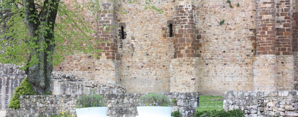 Mayenne : le donjon de Sainte-Suzanne reste fermé, une réouverture visée au printemps 2028