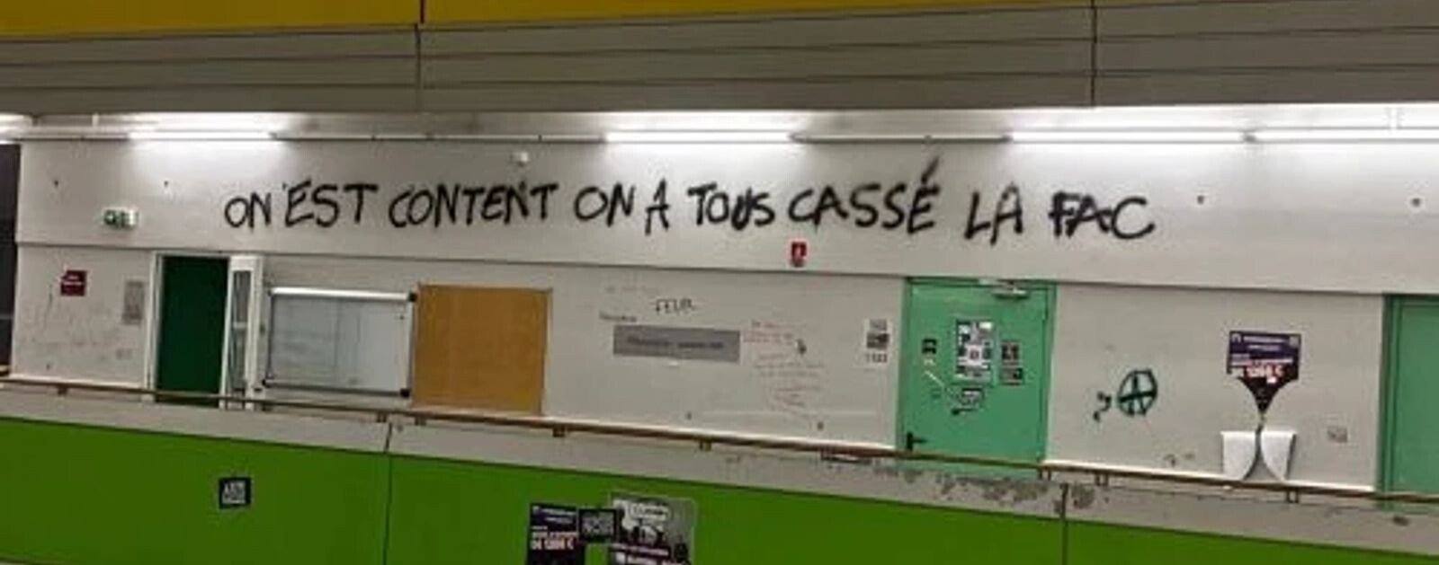 Vue des dégradations du bâtiment Censive après l'occupation, photographie diffusée par Nantes Université en octobre 2026