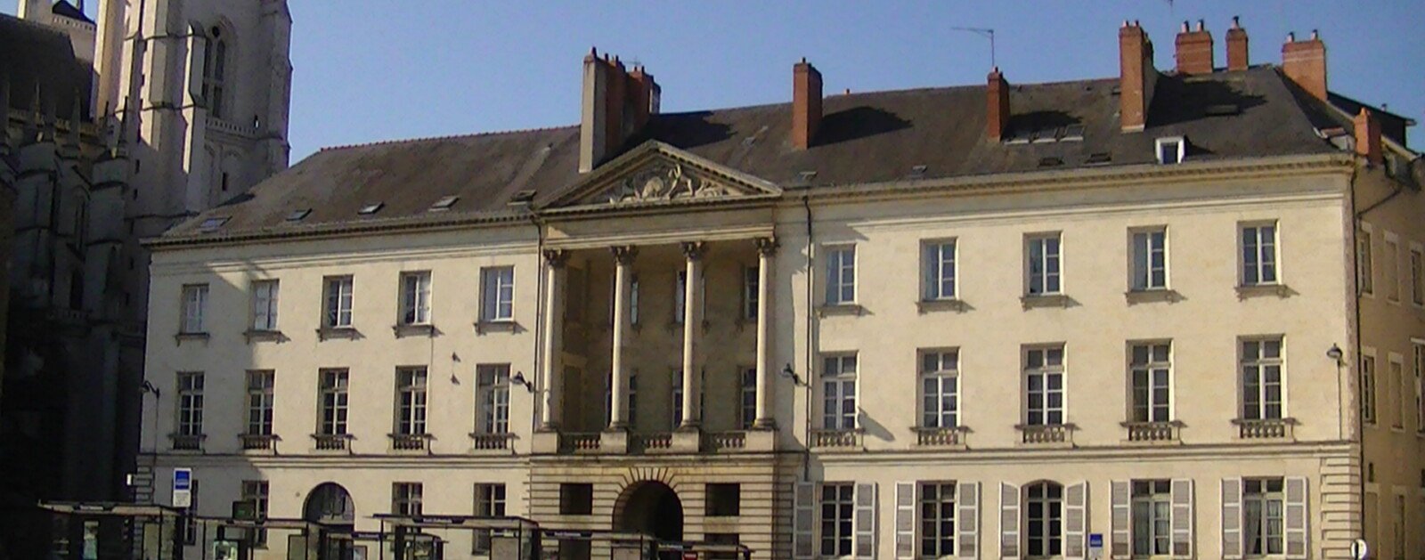 Place Maréchal-Foch de Nantes, un espace public du centre-ville, photographie d'illustration