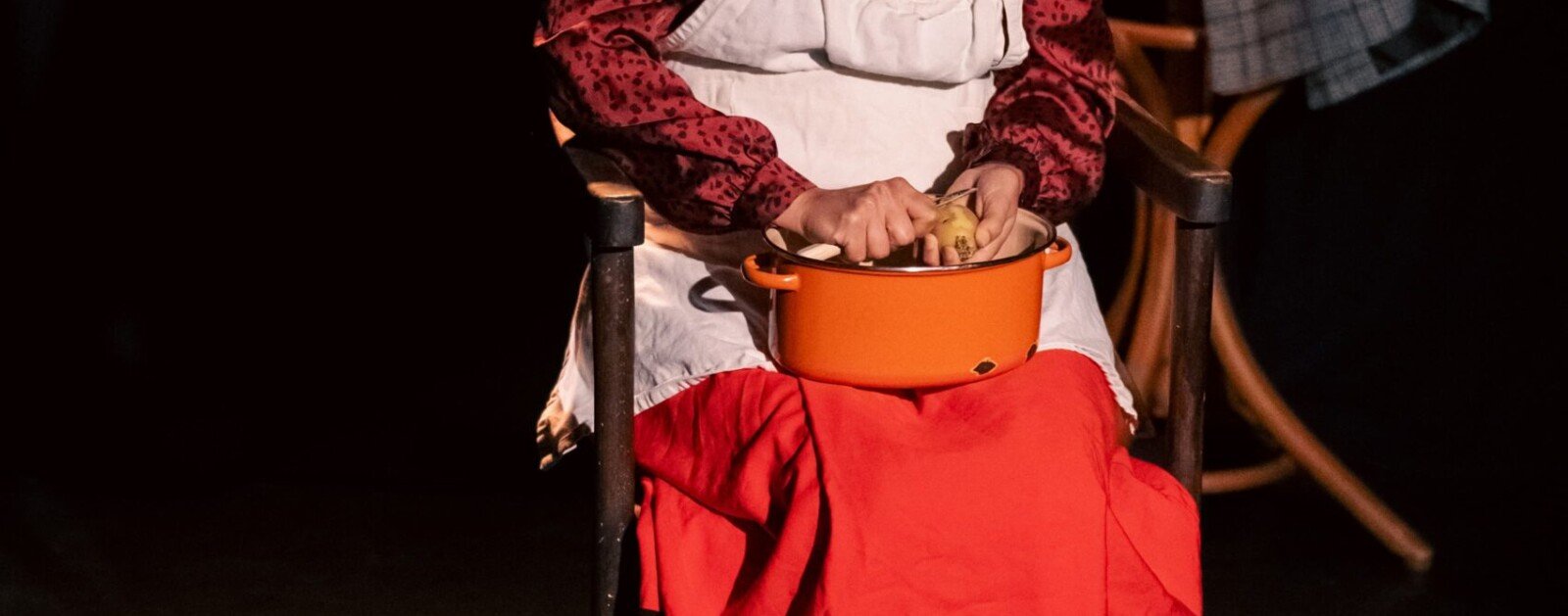 Marie Tartrais sur scène dans le spectacle Marcelle, photographie Avignon et Moi