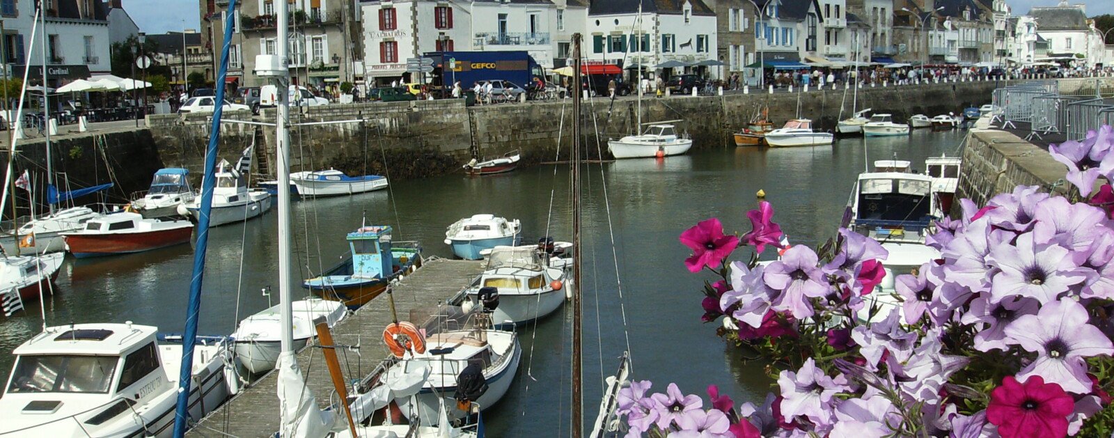 Bateaux dans le port du Croisic, l'un des ports d'approvisionnement des poissonneries nantaises