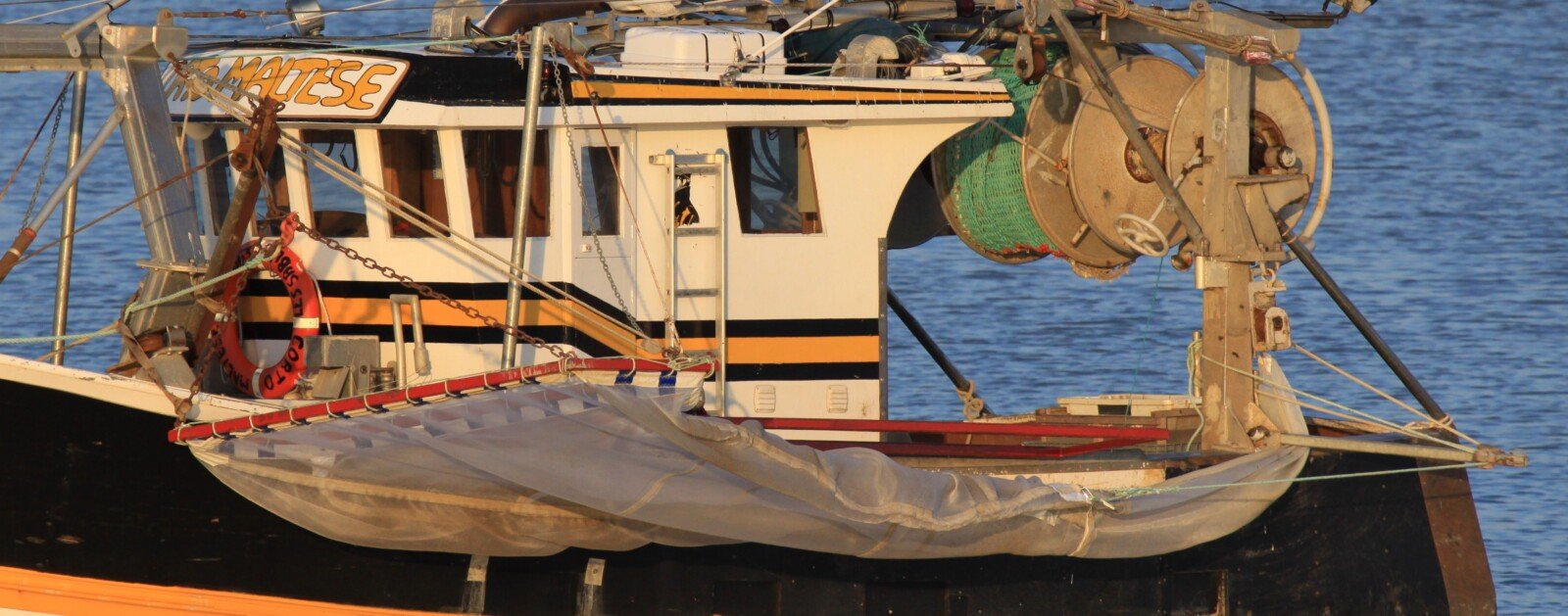 Pibalour, filet utilisé pour la pêche professionnelle à la civelle, photographié en 2010 sur la Sèvre Niortaise, en limite Vendée et Charente-Maritime ; archive documentaire