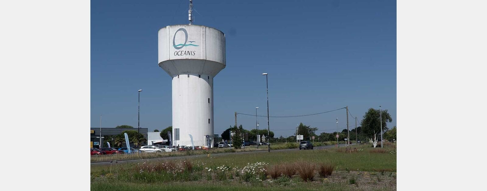 Photographie d'archive du château d'eau Océanis à Saint-Nazaire, équipement concerné par les travaux de novembre 2026