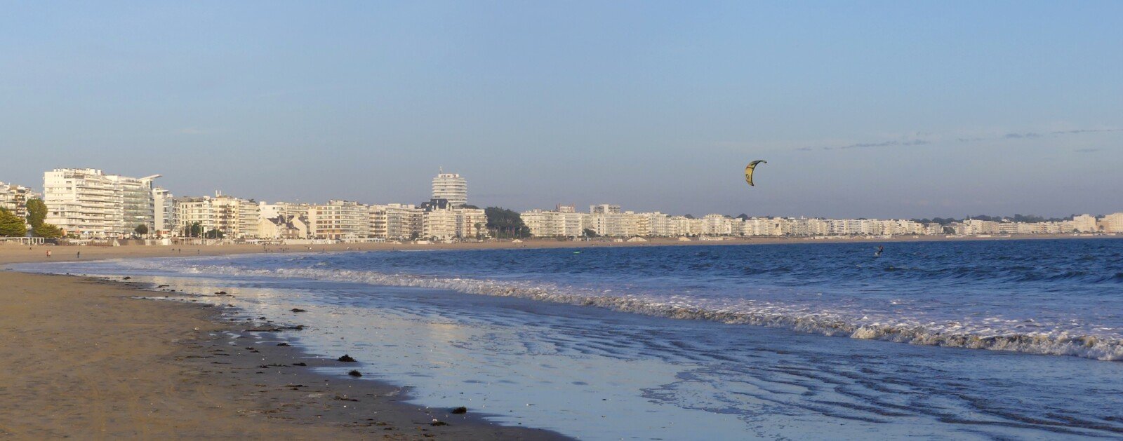 Baie et plage de La Baule en Loire-Atlantique, l’un des principaux secteurs touristiques du département