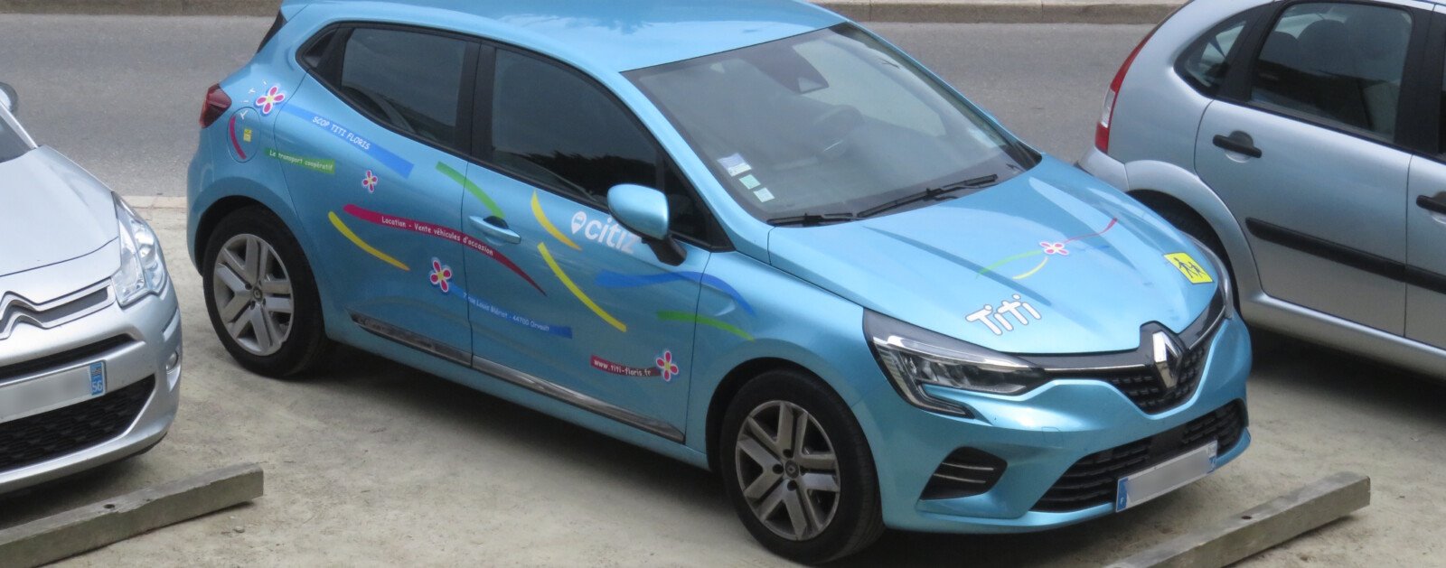 Véhicule Titi Floris utilisé pour le transport de personnes