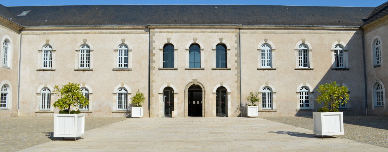 Ancien hôpital de La Roche-sur-Yon abritant le Conseil départemental de Vendée